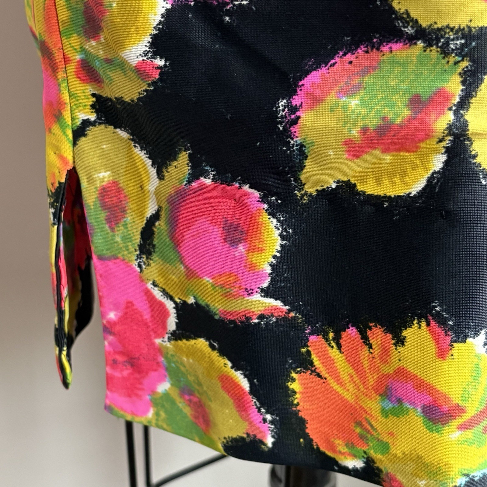 Vintage Mod 1960’s Neon Pink Day Glo Roses & Floral on Black Shift Dress XS/S