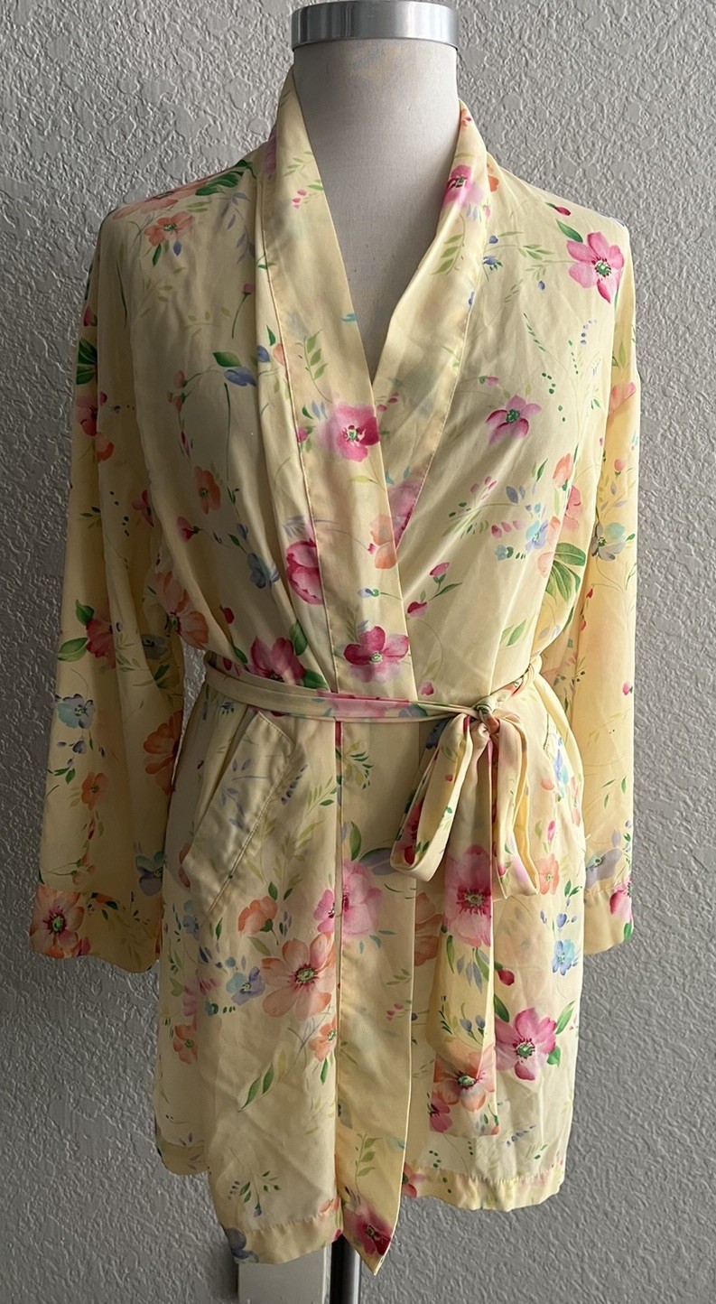 Vintage Victoria’s Secret Robe O/S Sheer Butter Yellow Bright Floral Feminine