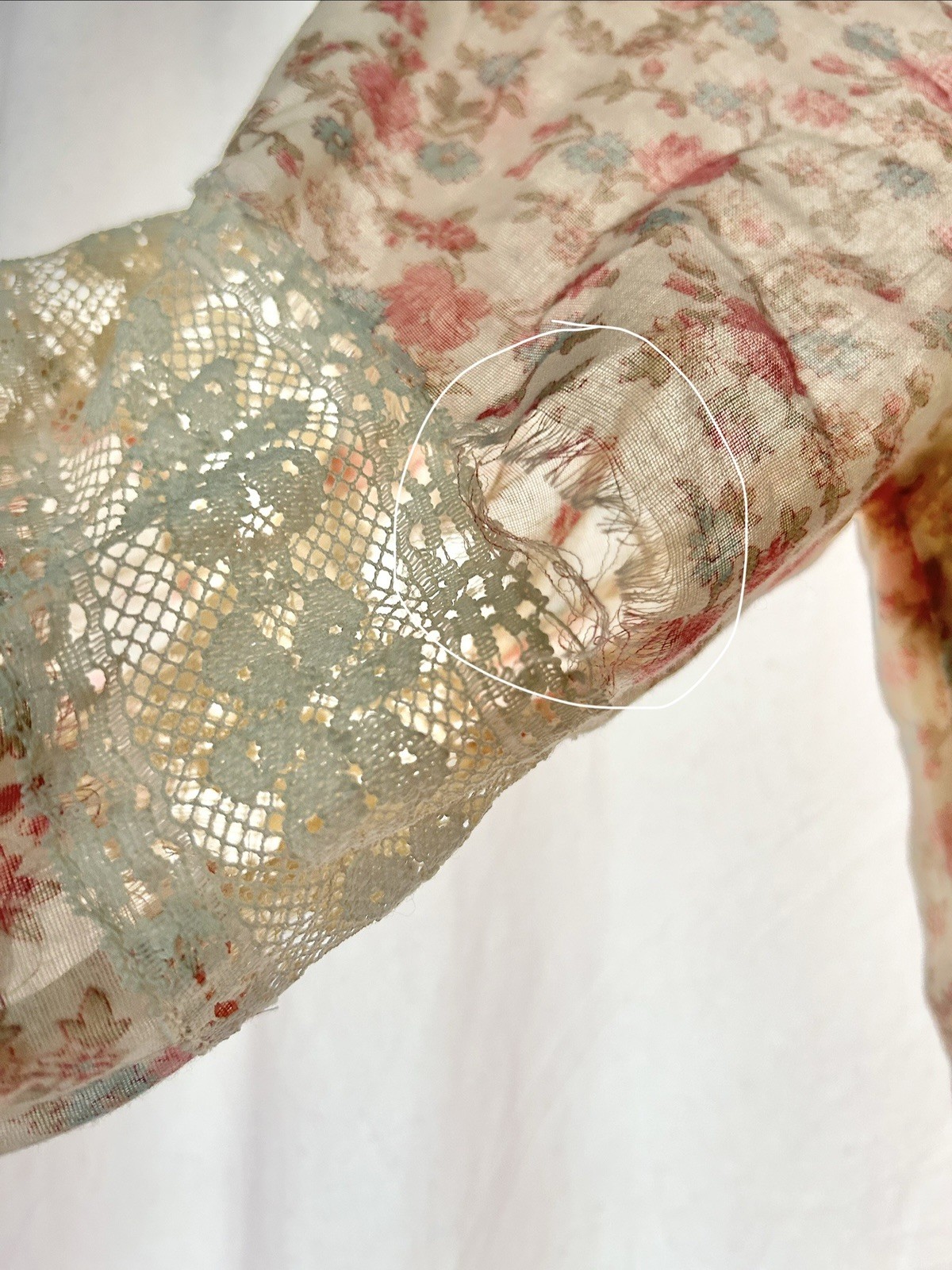 1970s Roberta of California prairie Ruffle Floral Lace dress