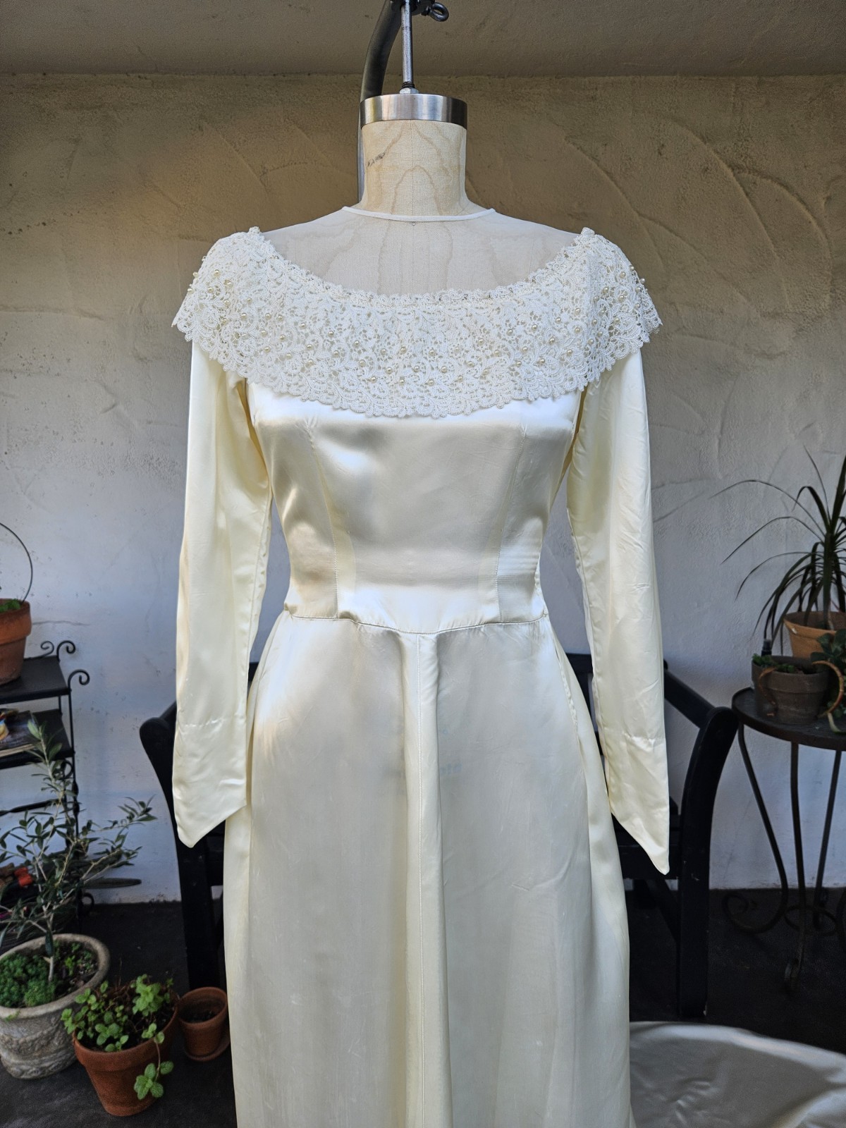 Vintage Classic 1940s-1950s Silky Satin Long Sleeve Wedding Dress W/train Lace 8