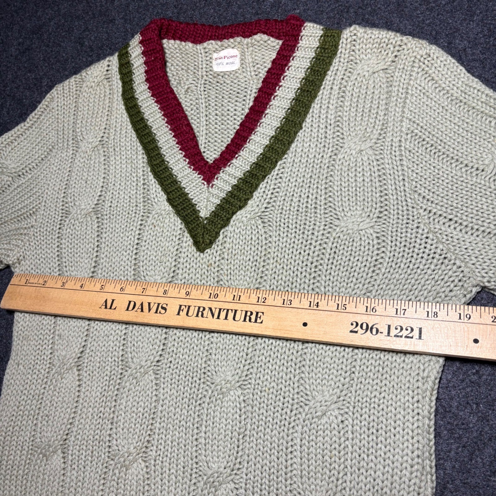 Vintage Evan Picone Sweater Cable Knit 100% Wool V-Neck Women’s Large 50’s 60’s
