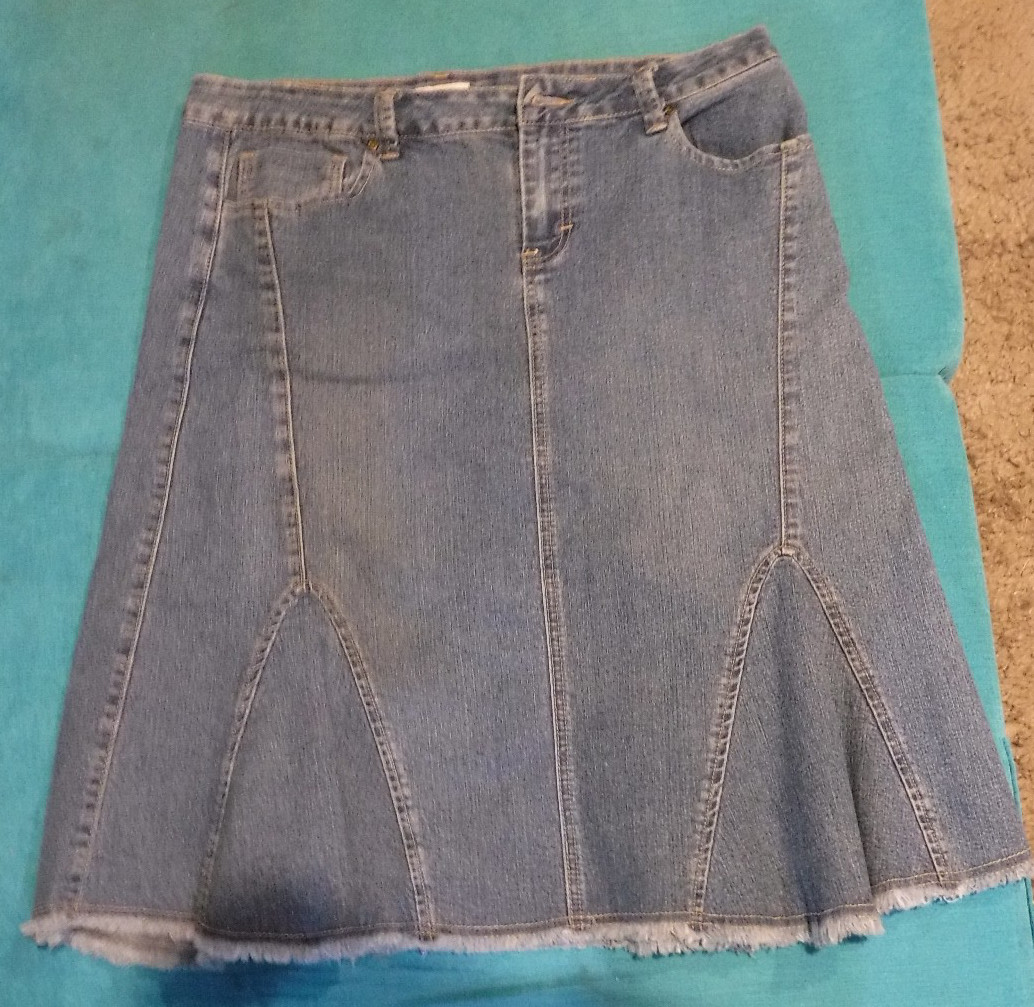 CATO Classic Denim Skirt DISTRESSED DENIM SKIRT SZ 16 POCKET 3 WESTERN