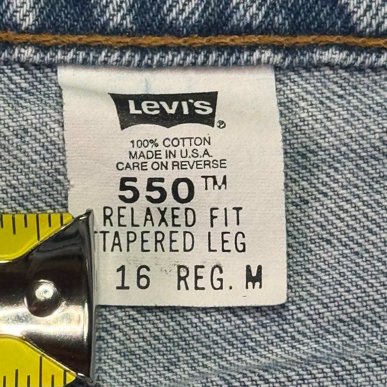 Vintage 90s Levi’s 550 Relaxed Tapered Mom Jeans High Waisted USA Made Sz 16