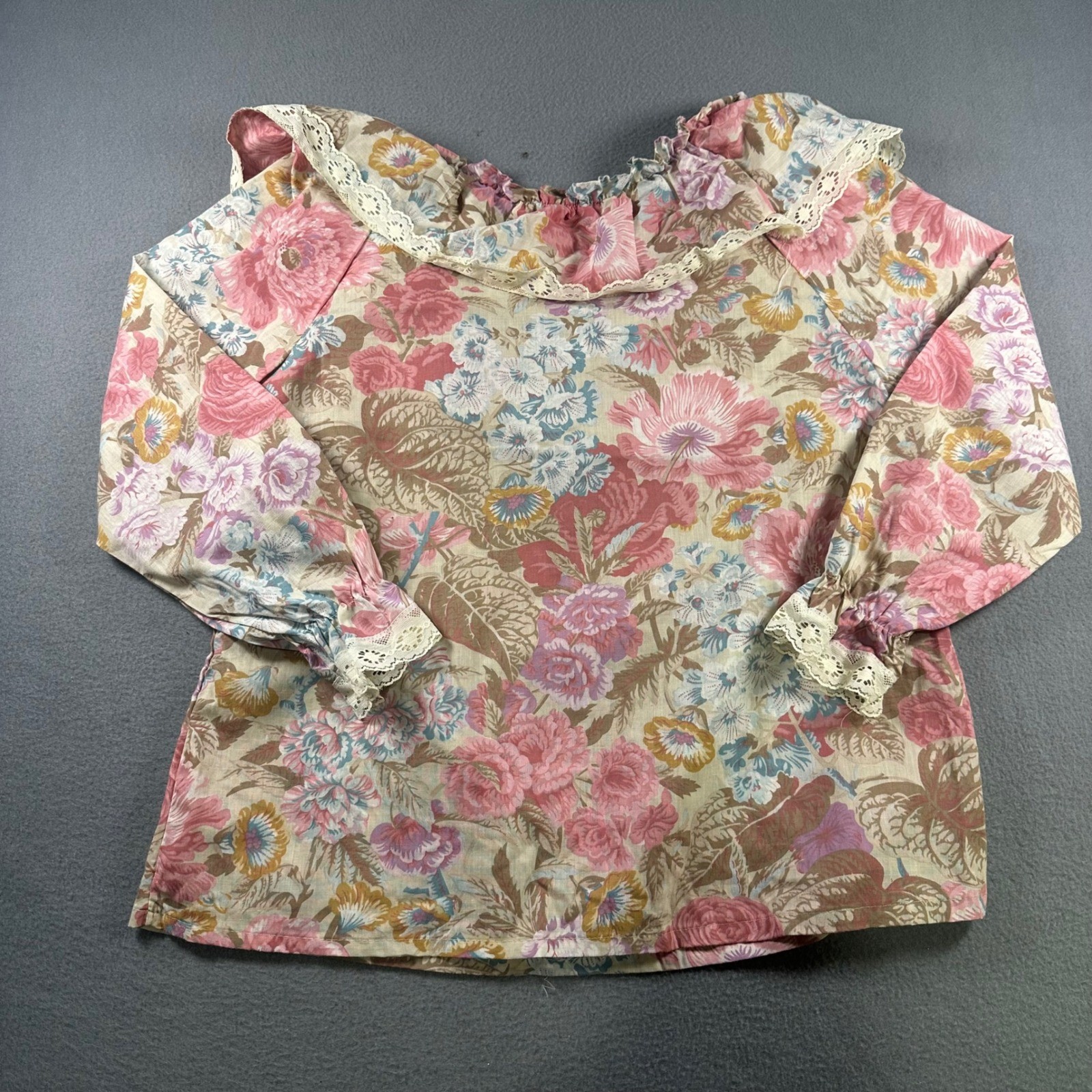 Vintage Sears Perma Prest Floral Lace Ruffle Blouse Pink Cottagecore Size 34 USA