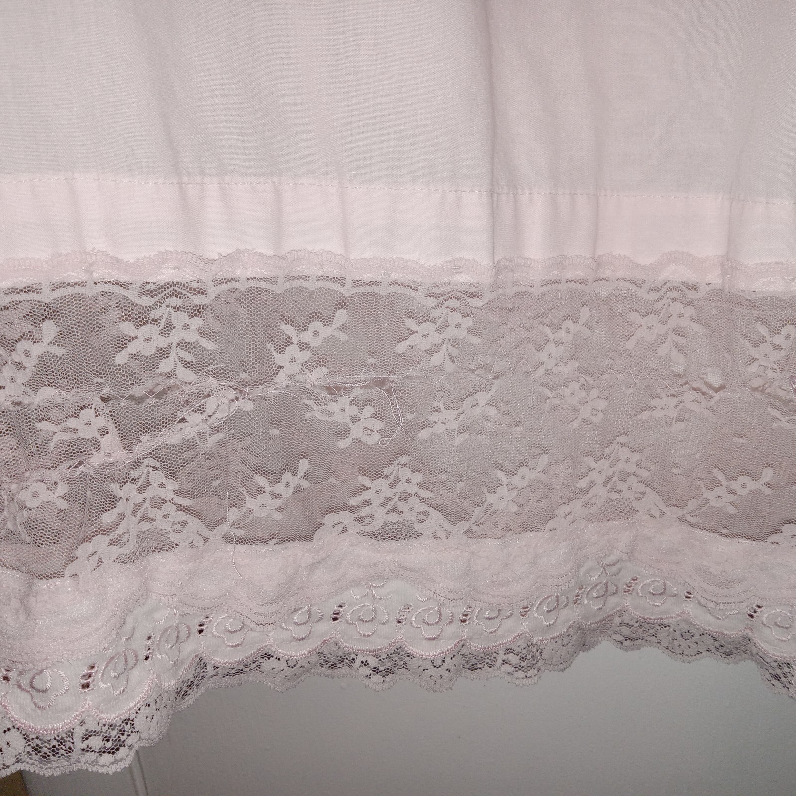 Vintage Cottage Core Country Pink Long Nightgown Embroidered Flowers Bows Sz XXL
