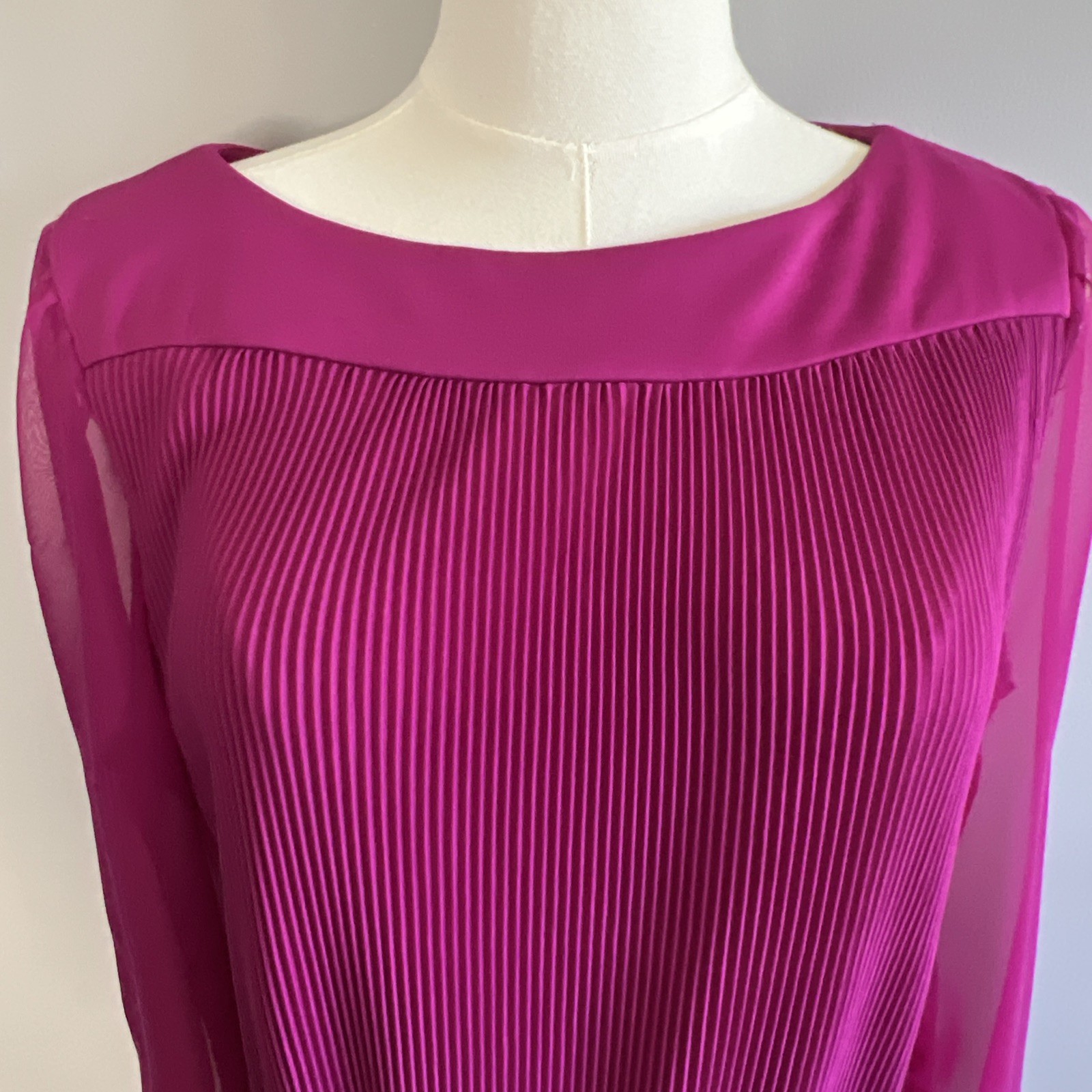 VTG Amy-Deb 80’s Magenta Accordion Dress Sheer Arms Career Feminine Romantic 16