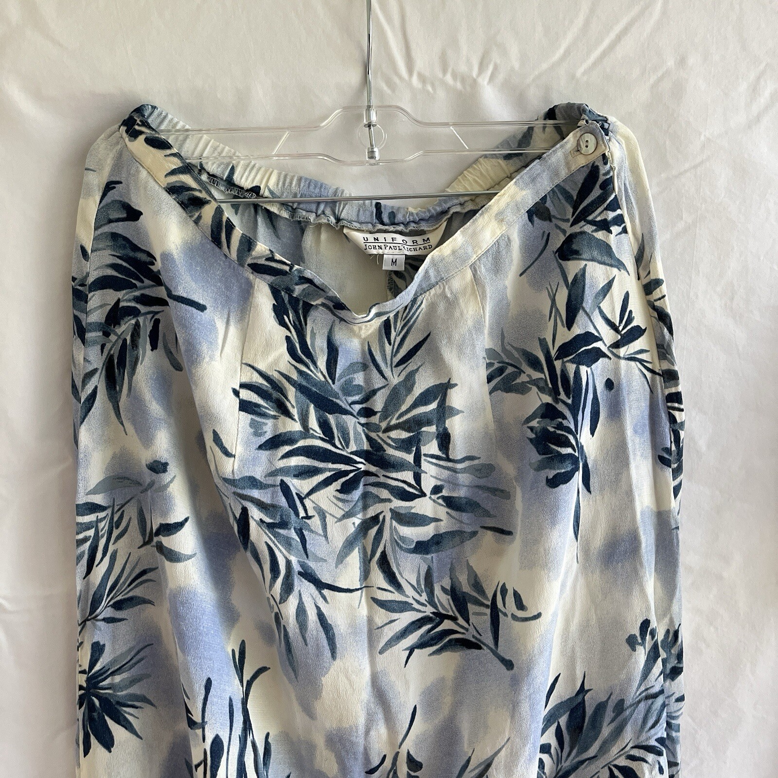 John Paul Richard Uniform skirt set, 100% rayon, tropical print, vintage, Size M