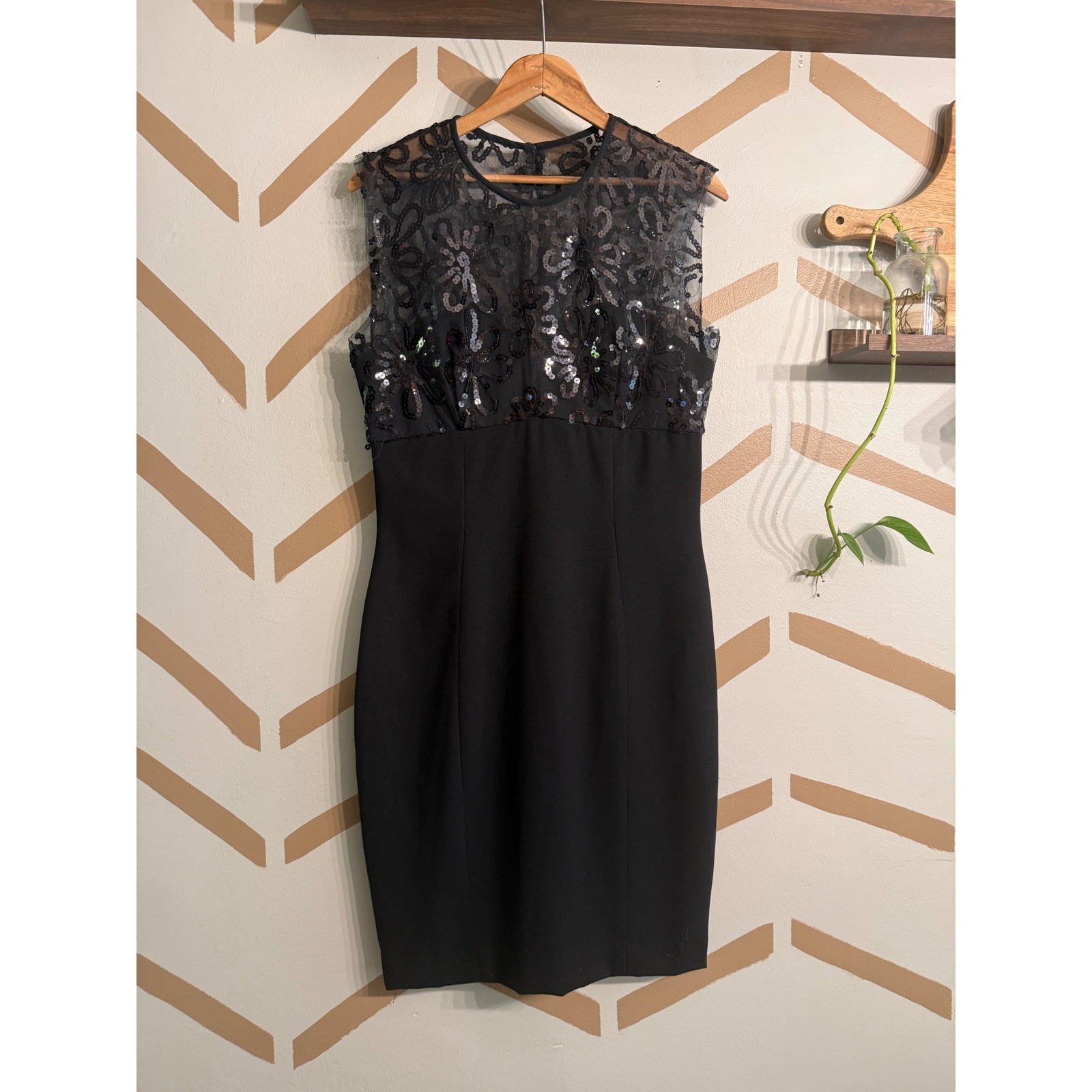 A.J. Bari Sequin Sheath Dress Women Size 10 Black Vintage Sheer Mesh Floral