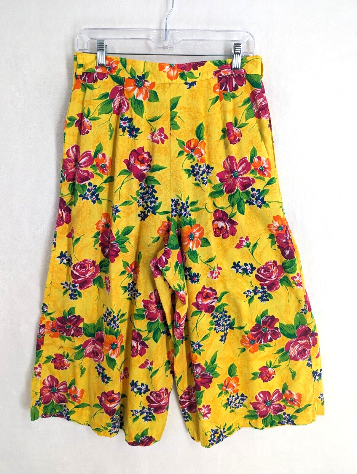 Talbots vintage women’s yellow floral cotton gaucho pants/ split skirt pockets
