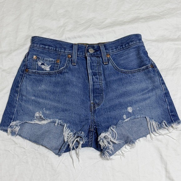 Levi’s 501 Cutoff Denim Shorts Women’s 26 Distressed Festival Rodeo