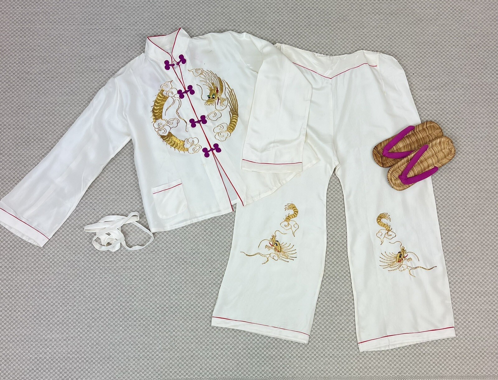 1940s Vintage Asian Japanese White gold Embroidered Dragon Pajama pant top set