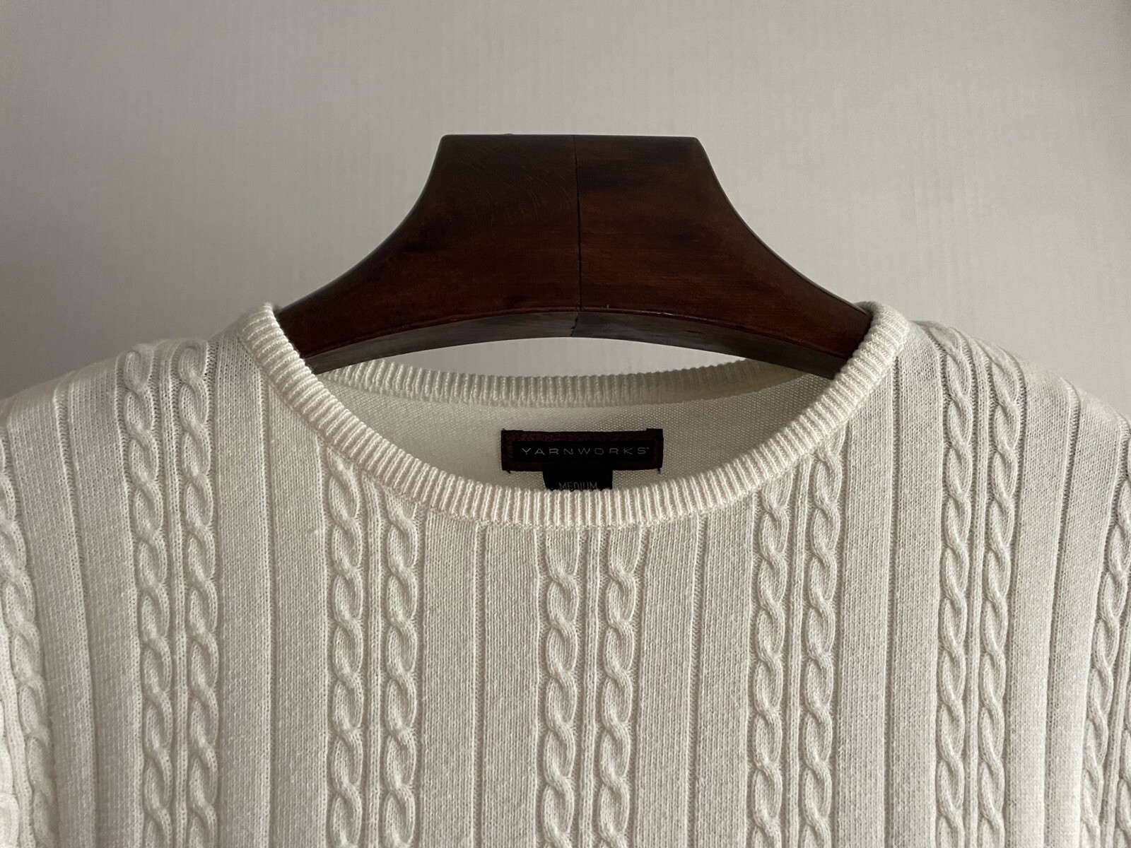 Vintage Yarnworks Sweater Med Cable Knit Shoulder Pads Short Sleeves Cream*