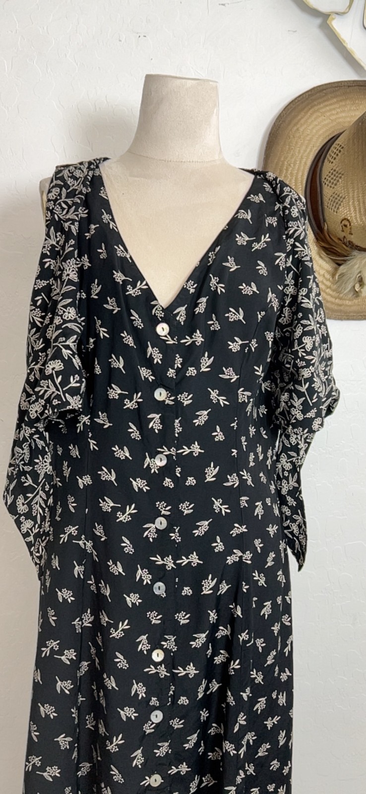 Vintage Robbie Bee Dress 10 Black Floral Rayon Button Front Tie Midi 90s Grunge
