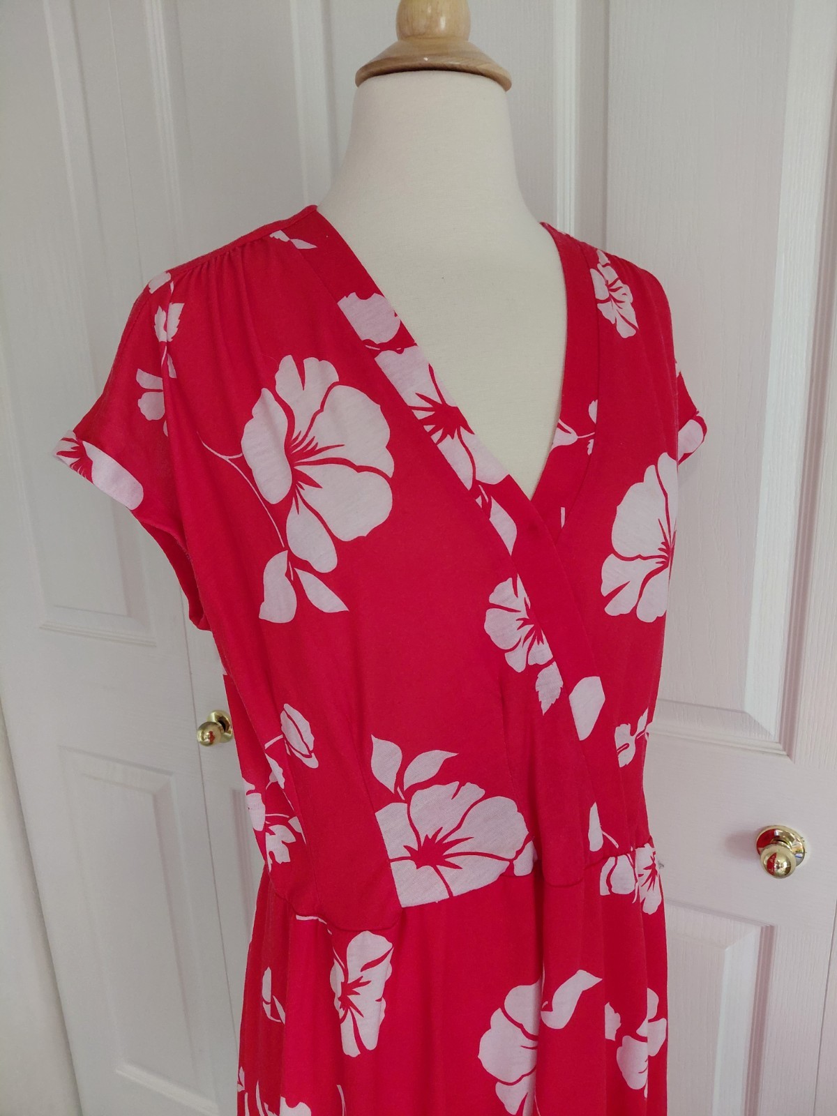 Vintage 1980s Does 1940s Hawaiian Tabby Dress Red White Hibiscus Size Large