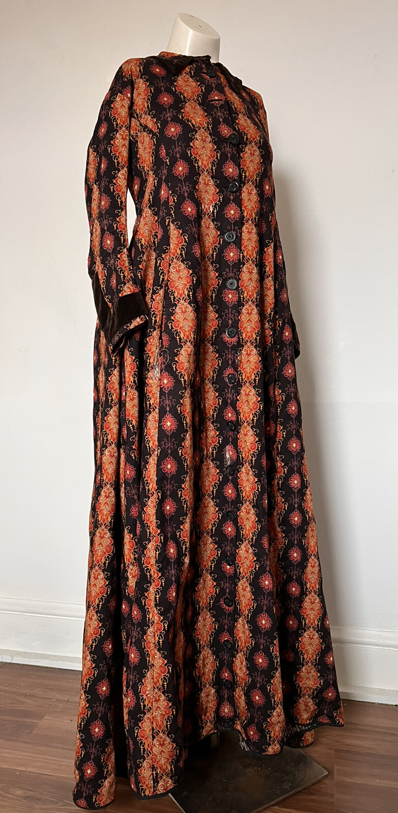 Antique Victorian 1880’s Paisley Wrapper Dress Gown Buttons Wool Bustle 19thC
