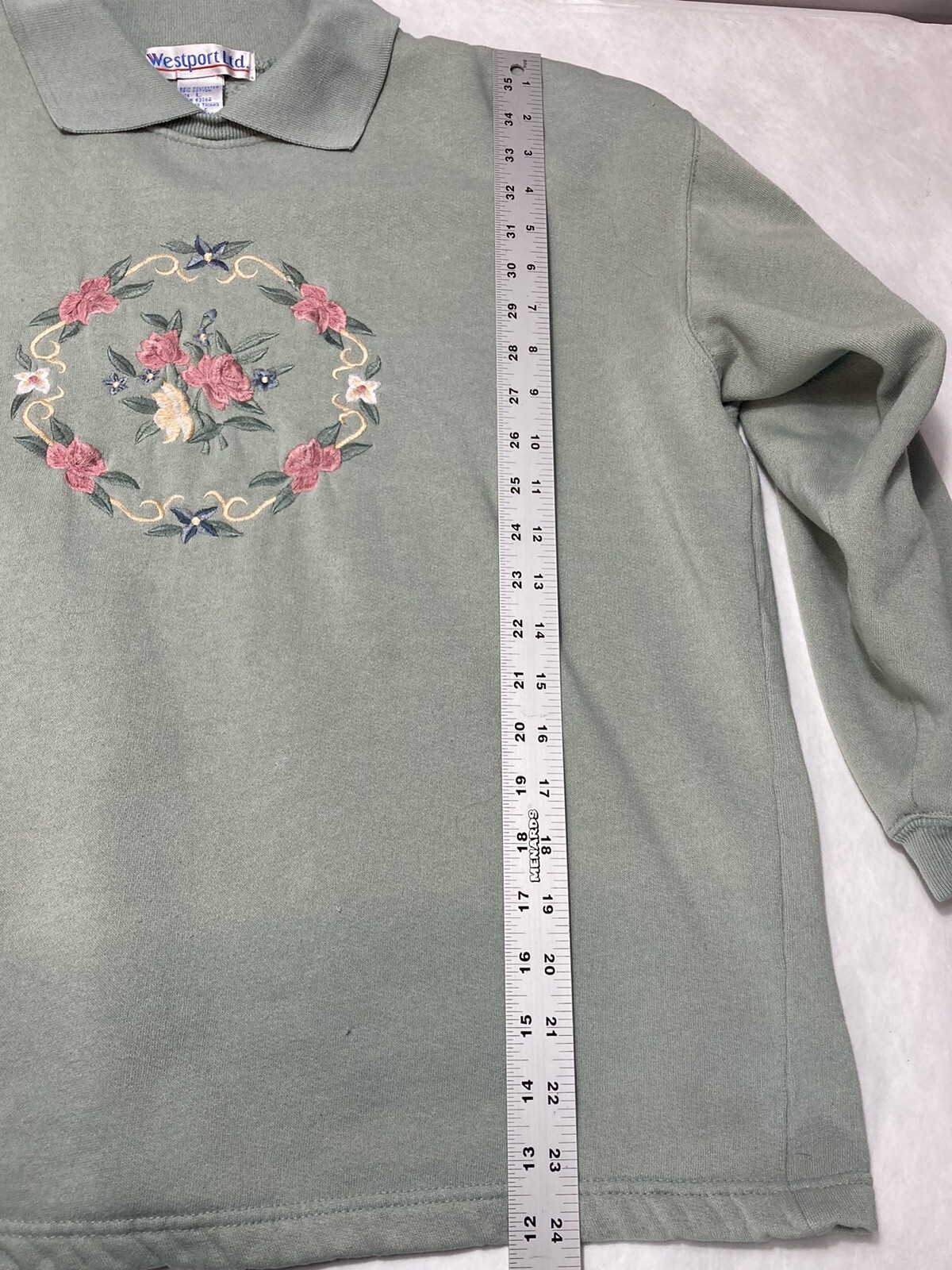Vintage 90s Westport Embroidered Grandma Sweater Mint Green Floral Large Collar