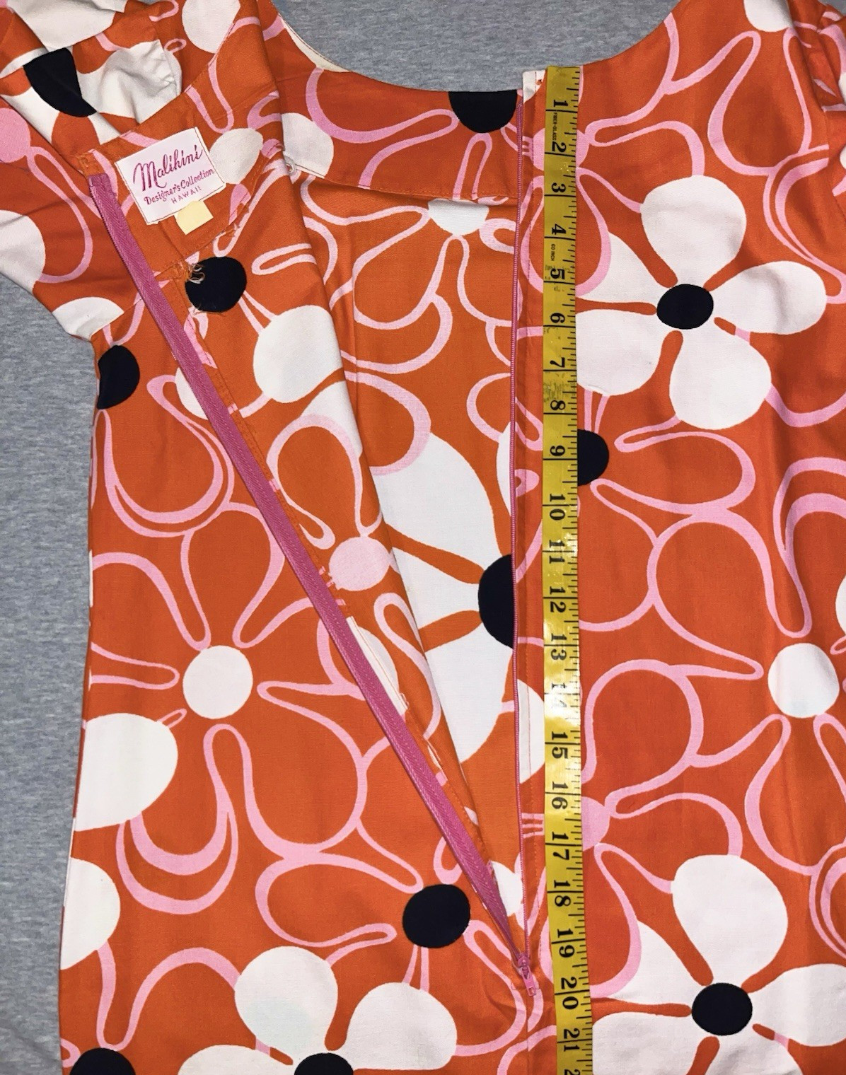 VTG Malihini Hawaiian Cotton Barkcloth Maxi Hostess Dress Orange Daises Floral
