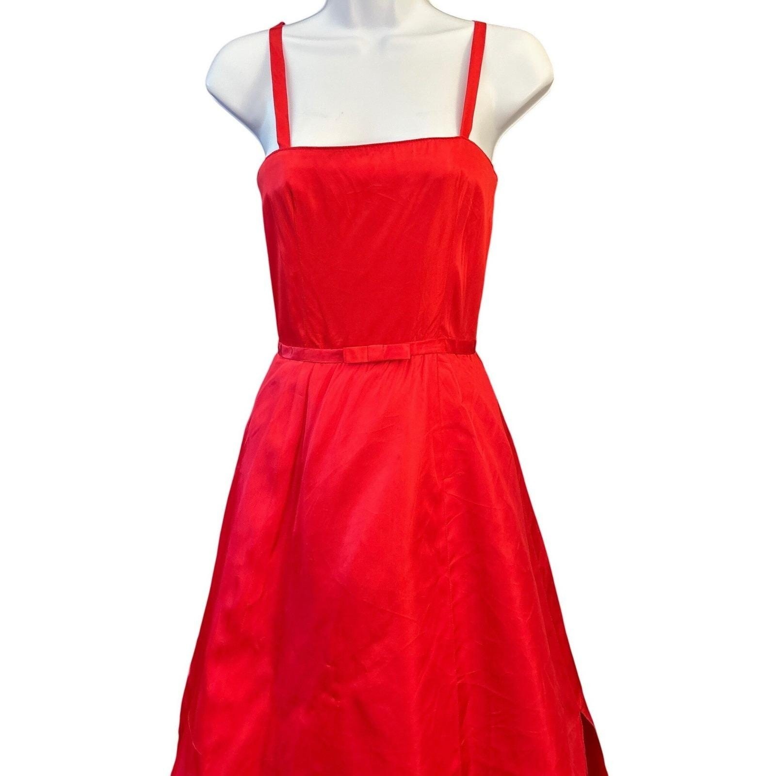 Vintage Aunt Joan Red Tulle Ballgown Prom Glamour Regencycore Old Hollywood