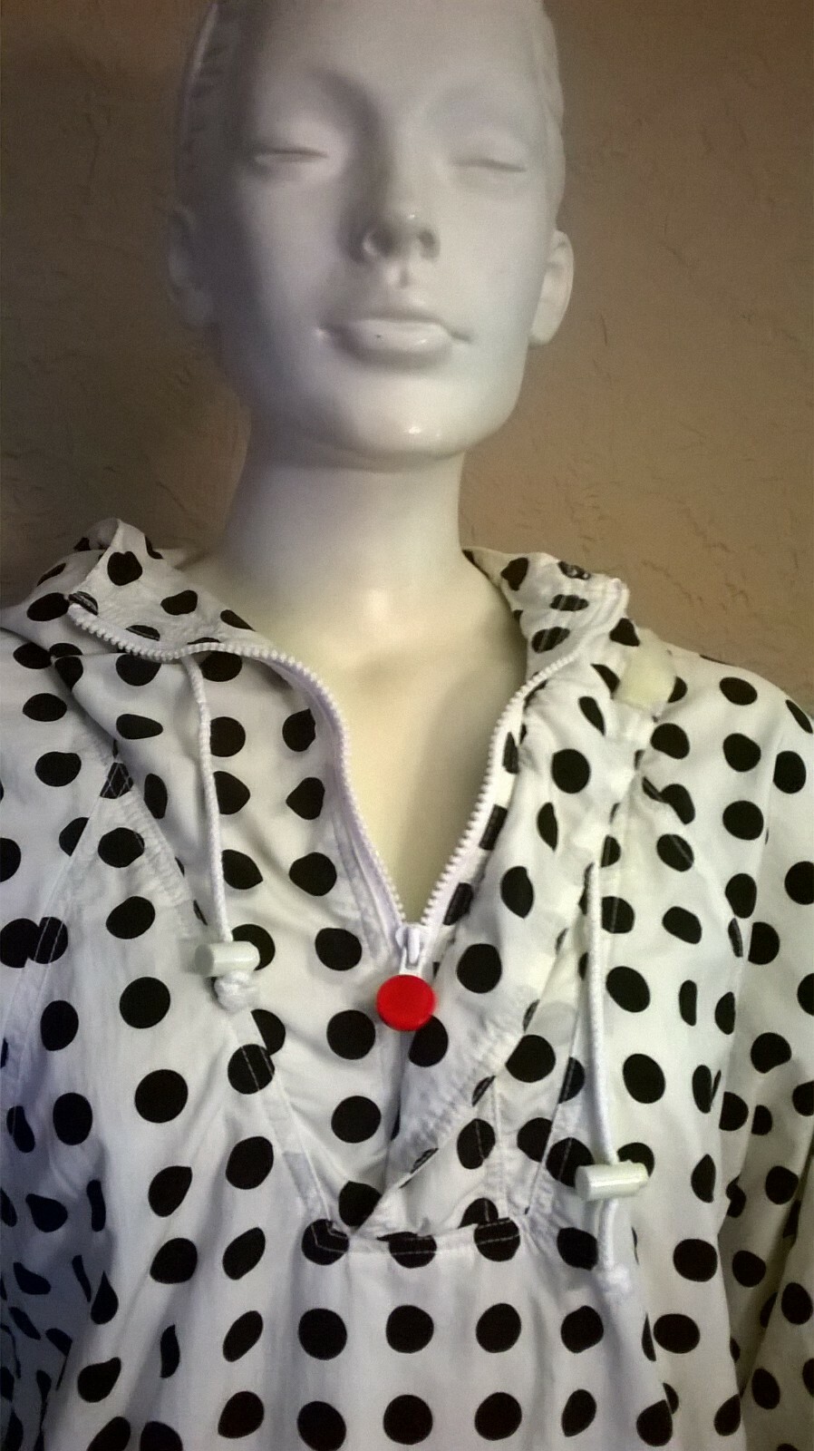 VTG 80’s „MIstal” Black & White Polka Dot Dolman Sleeve/Hooded Ski Jacket M