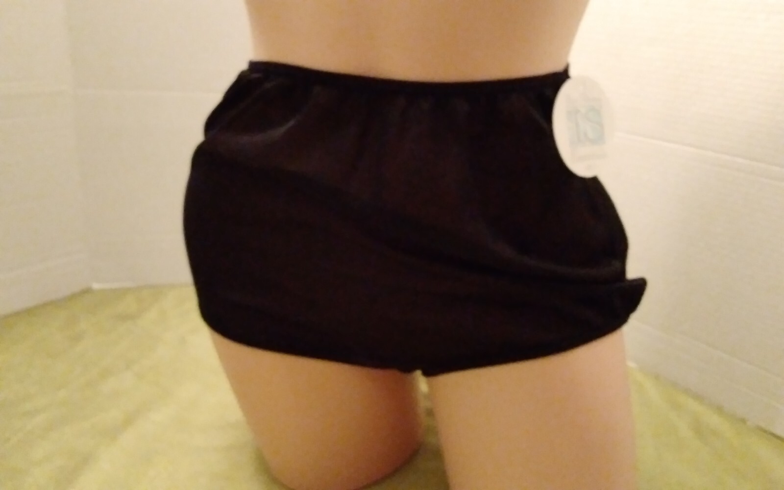 Panties Vintage NWT Ilise Stevens Black Silky Nylon Granny Cotton Gusset Size 7