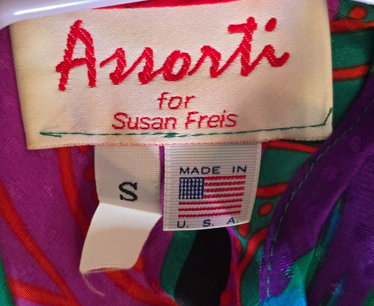 Vintage Assorti for Susan Freis Dress Womens Small Pink Red Green Pleated Ruffle