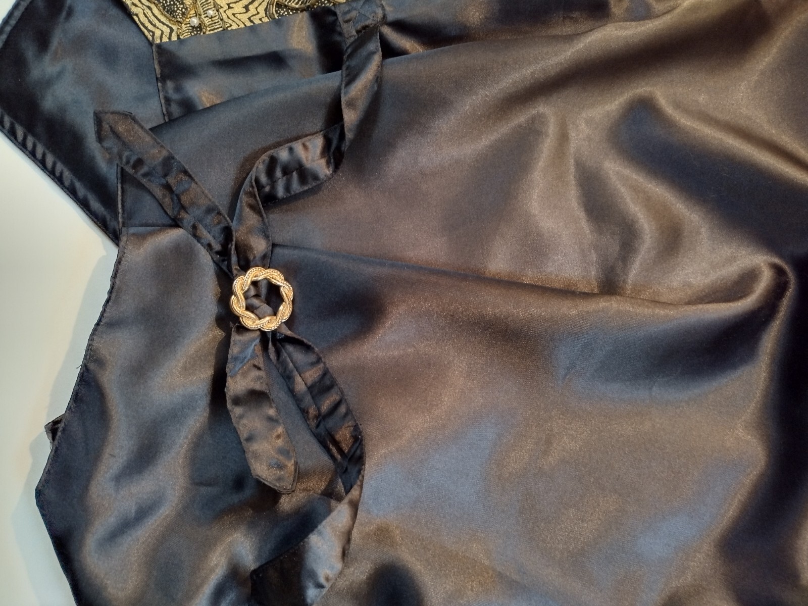 Vintage Women s Embroidered/Beaded Vest