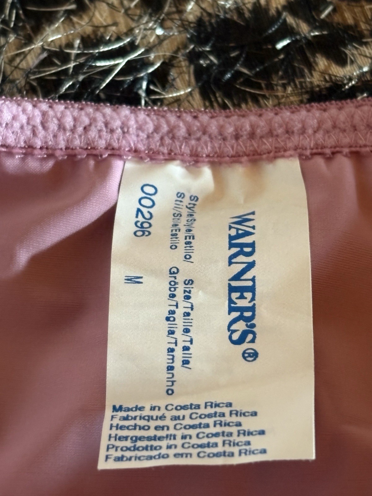 Warner’s Vtg Y2K Panties M Low Rise Bikini Nylon Sweet Pea Underwear