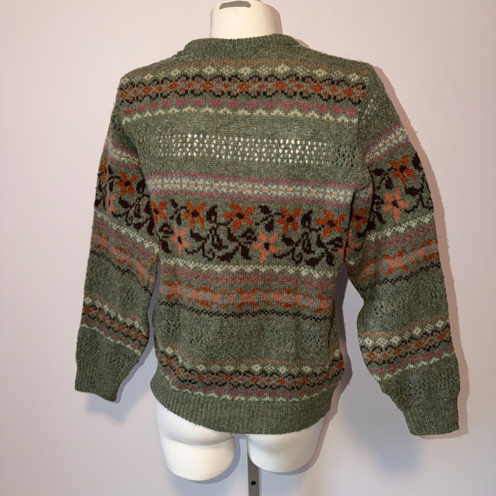 Vintage 90s Laura Ashley Sweater S Wool Fair Isle Cottagecore Scotland Boho Pink