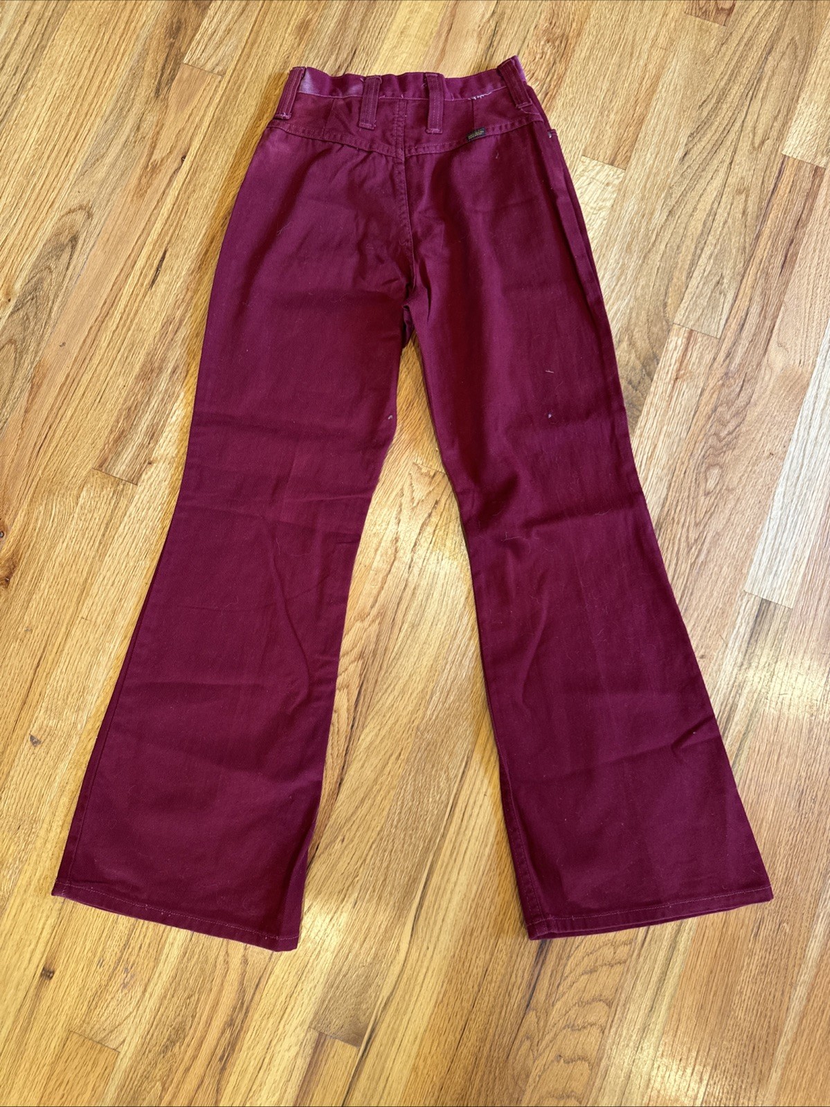 Vintage Maverick blue bell jeans Magenta Size 10 Inseam 29” Bell Bottoms B5