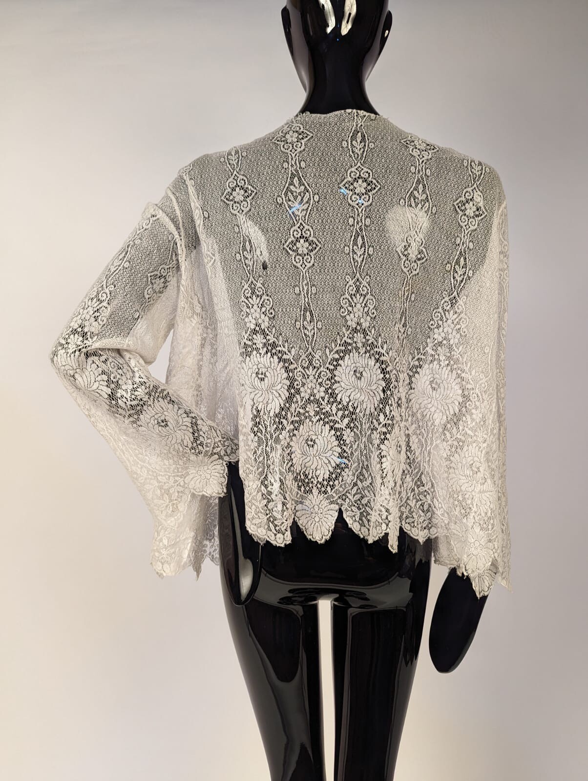 ROMANTIC EDWARDIAN LARGE SCALE FLORAL LACE JACKET 
