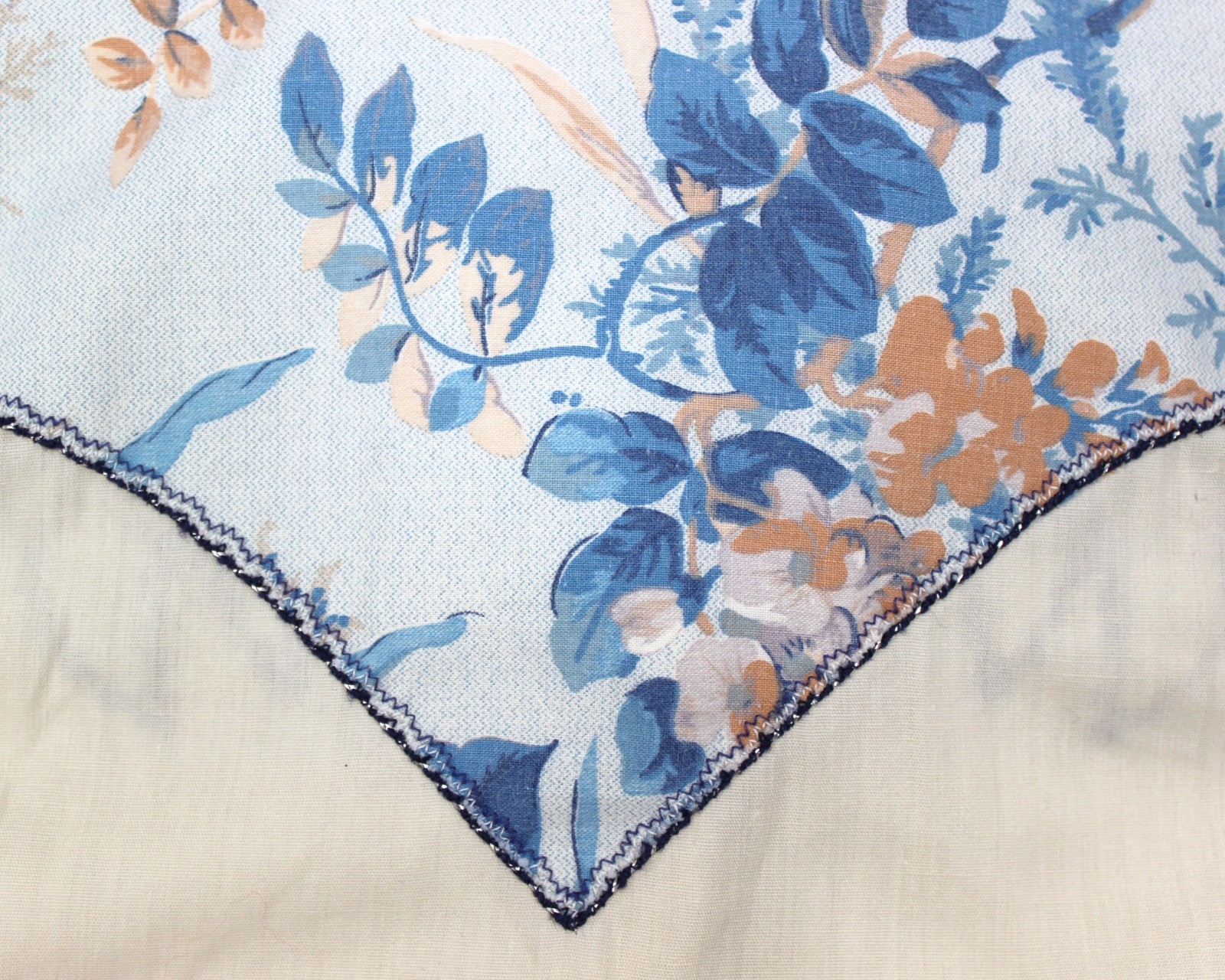 Vintage 70s Karman Western Shirt S/M Thin Floral Embroider Flame Snap Yoke USA