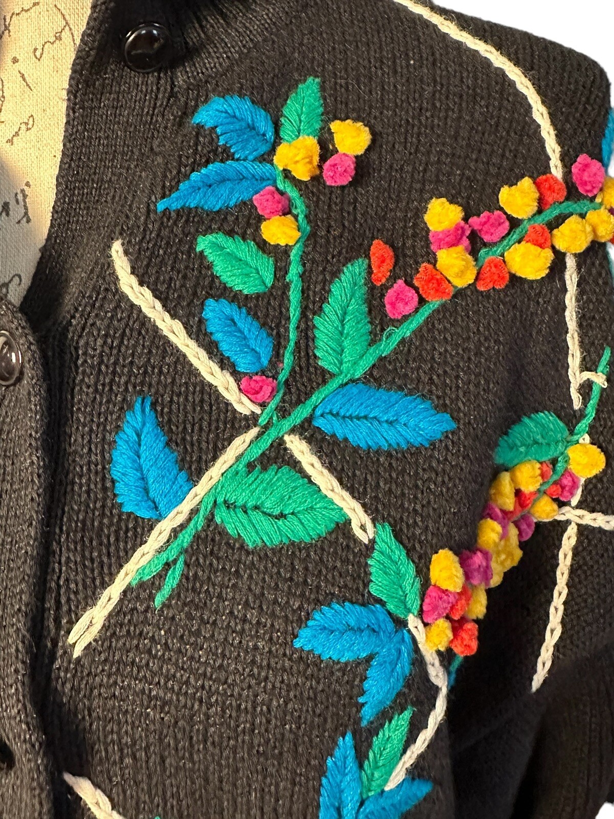 Vintage IB Diffusion Womans Black Cotton Sweater Colorful Multi Color Floral Med