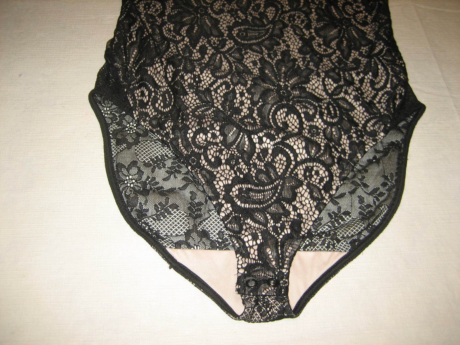 EXPRESS Black Lace Over Cream Body Suit / Teddy, Cap Sleeve – Size S