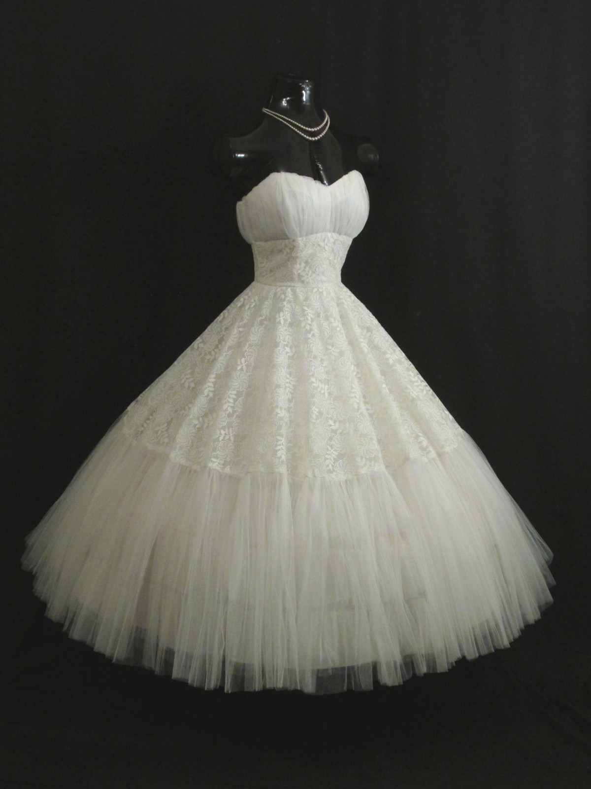 Vintage 1950’s 50s STRAPLESS White Ivory Tulle Lace Prom Party Wedding Dress XS