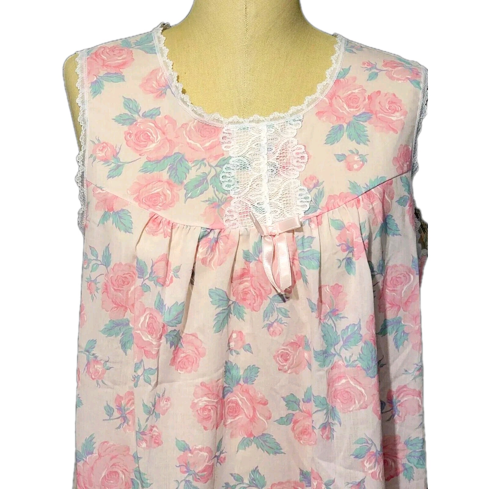 Vintage Dreamwear Lingerie Night Gown Size Medium Pink Blue Floral Sleeveless