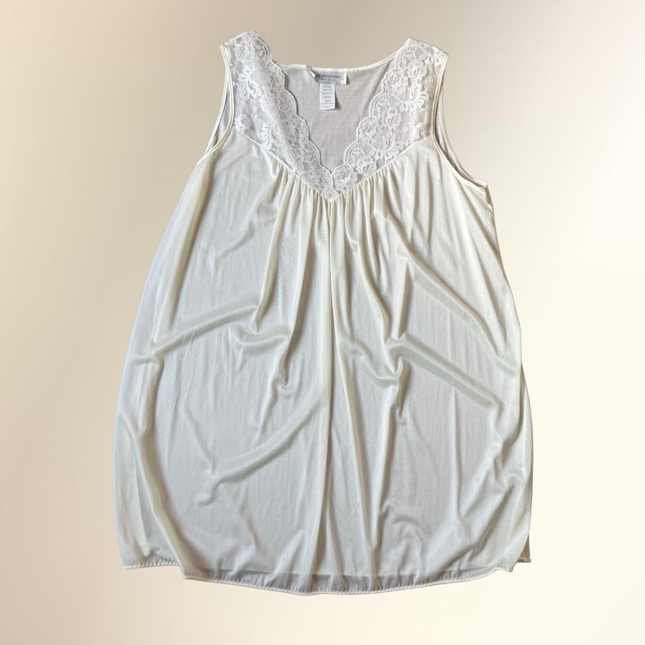 Soft Moments New York Ivory/Light Yellow Lace Nylon Vintage Nightgown Medium