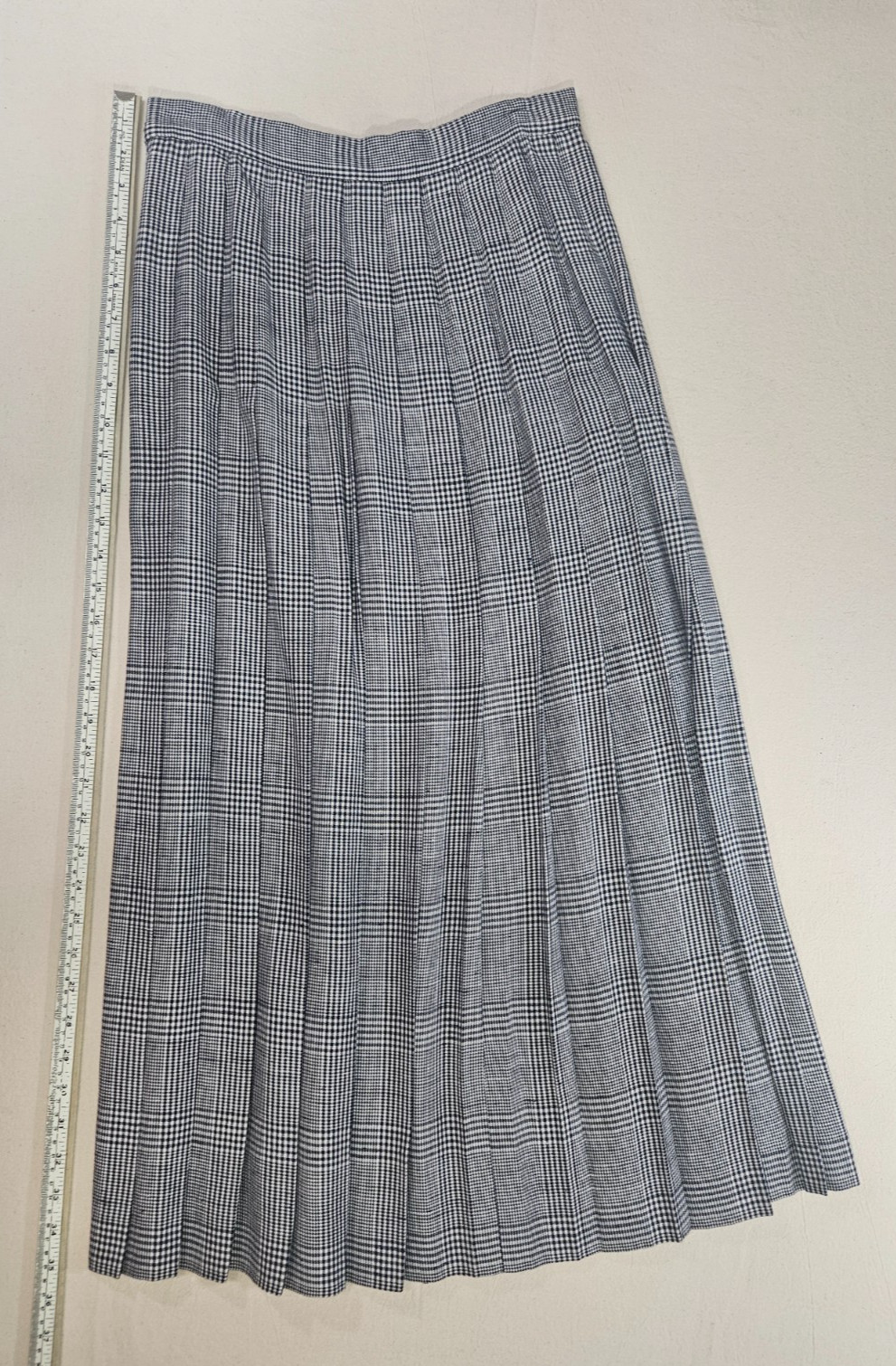 David Brooks Ltd VTG Pleated Skirt Black+White Professional Sz 10 Label