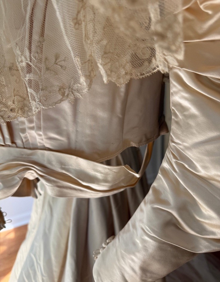 Beautiful Antique Victorian Silk Wedding Dress Bodice, Lace Veil, Shoes Set Rare