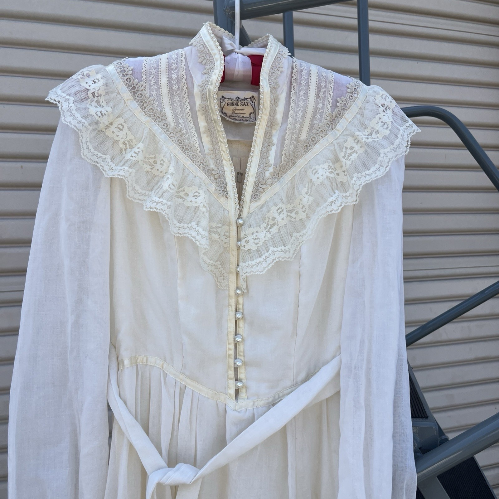 Vintage 1970s Victorian Era Prairie Style Gunne Sax Dress W/ Pearl Snaps