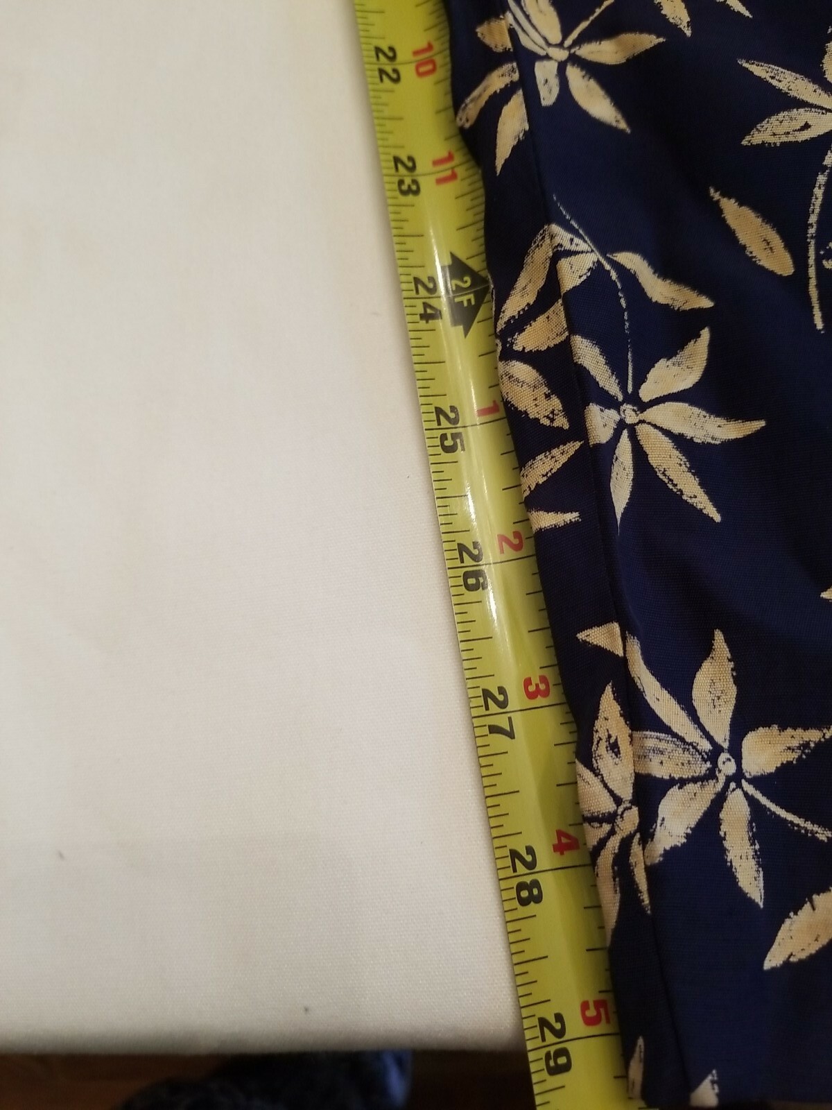 Vintage, ED Michaels Women’s Blue Floral Wide 10- 12″ Leg Jumpsuit Size 6.
