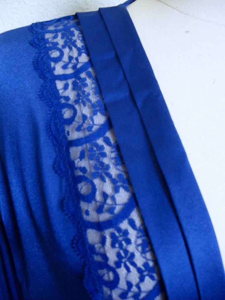 Vintage Gilead Long Silky Nylon Robe w Lace Insertion S Tie Belt Royal Blue