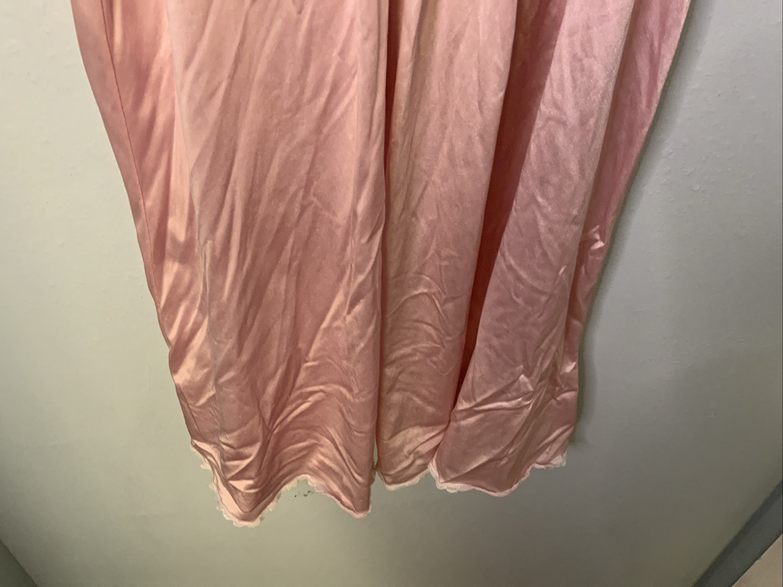 Vintage Vanity Fair Floral Lace Trim Nightgown Pink SZ M 38″ Chest Coquette 3