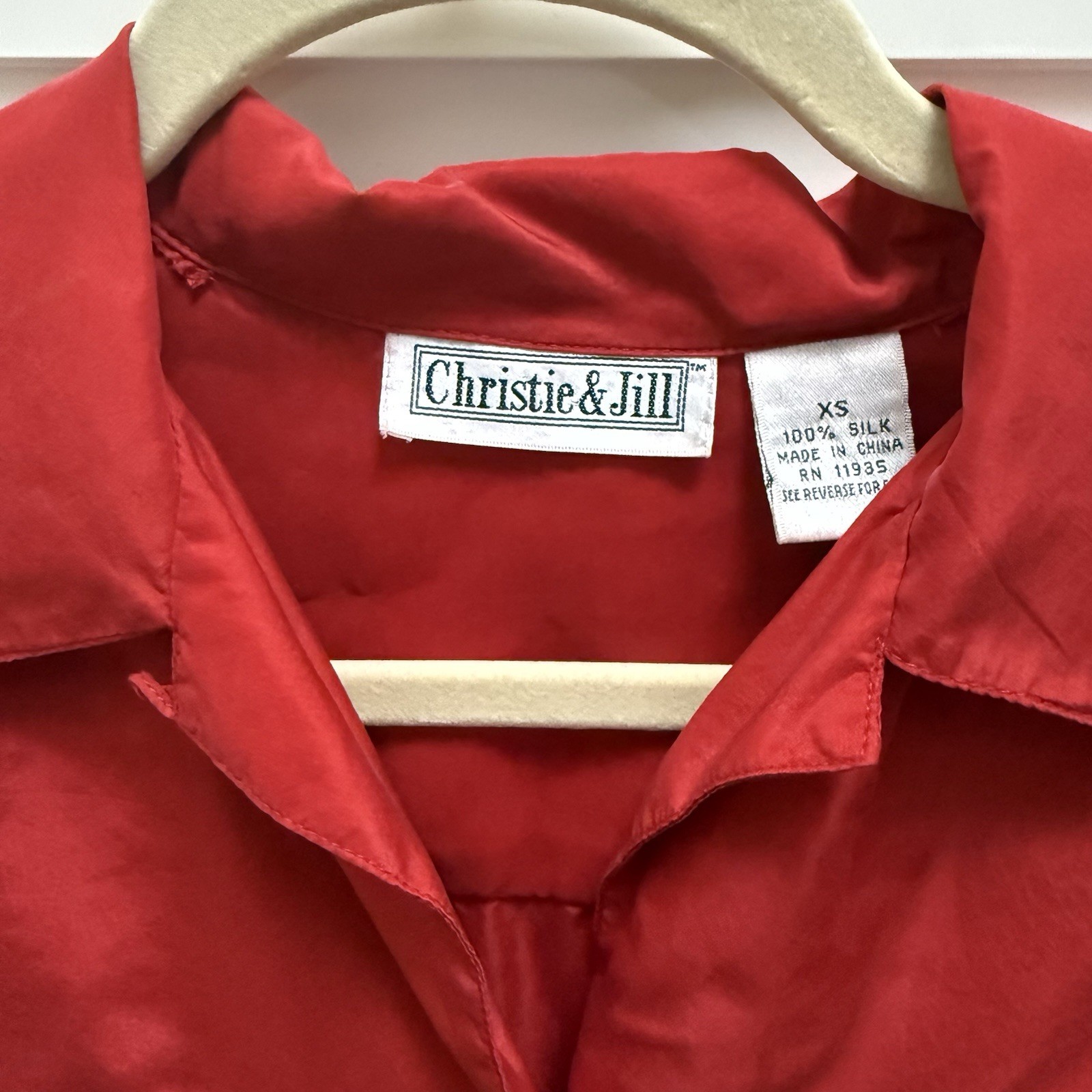 Vintage Christie & Jill Red 100% Silk Button Down Blouse 80’s/90’s Size XS -Read
