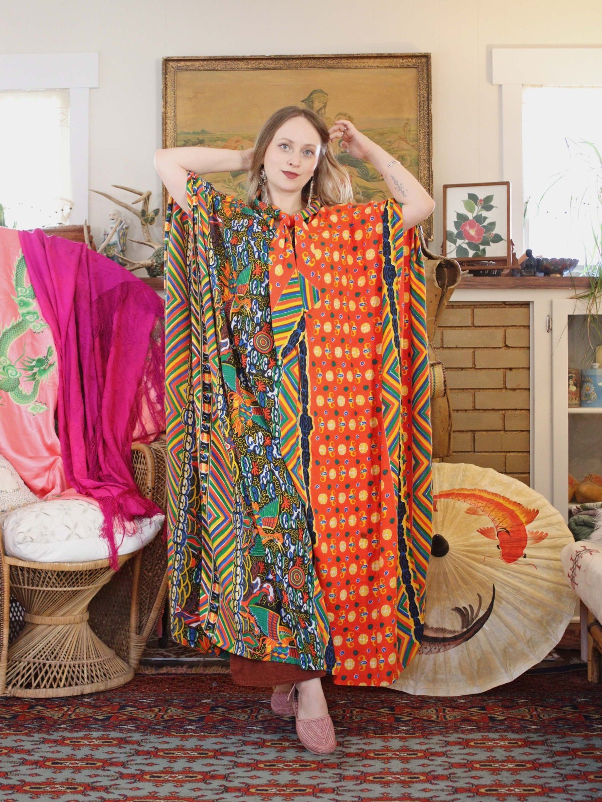 1960s Maxi Caftan Poncho Cape Psychedelic Pussy Bow Neck Phoenix Print Freesize