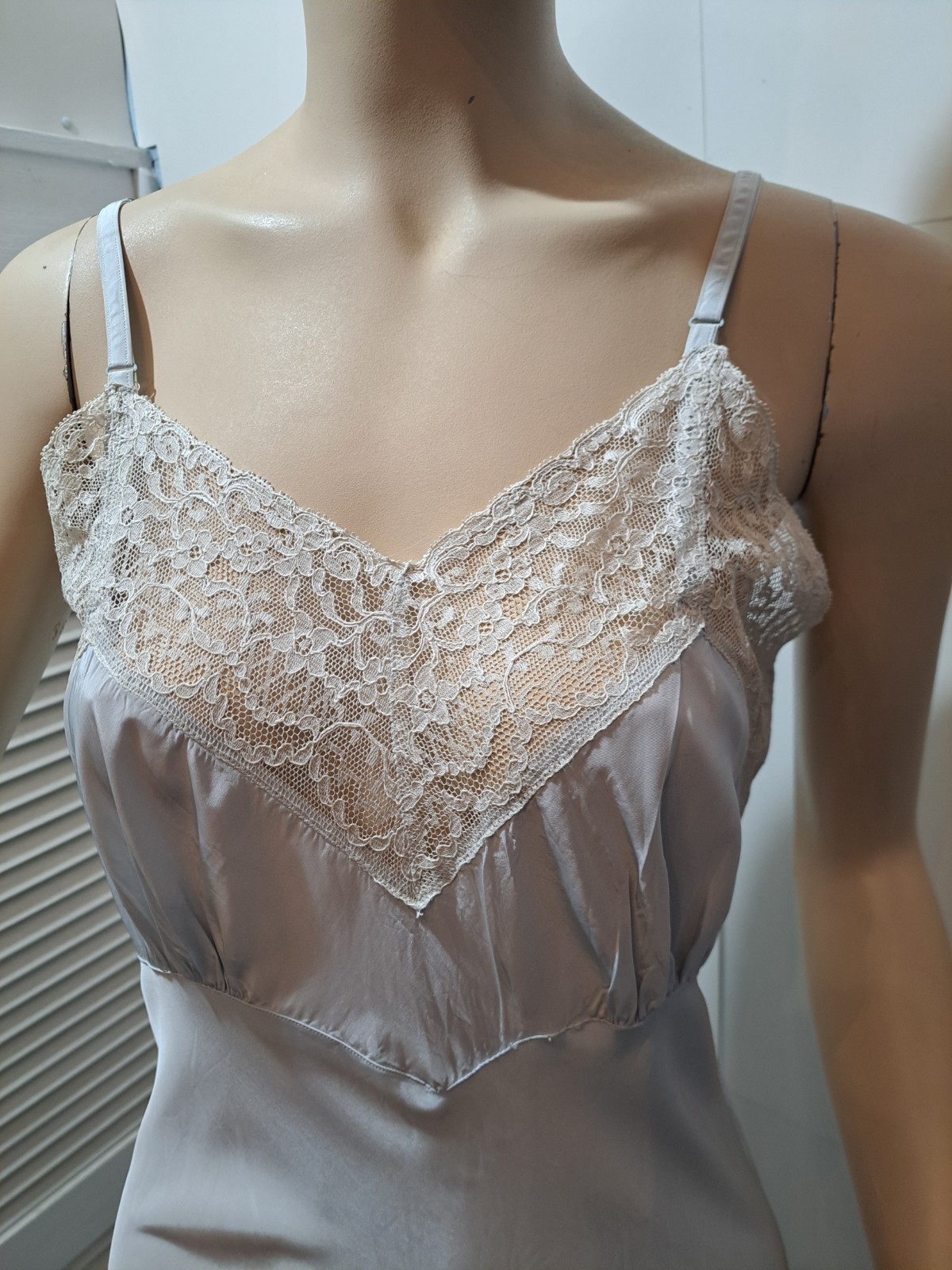 Vintage 1940s Baby Blue Bias Cut Rayon Lace Romantic SLIP / SLIP DRESS Size S