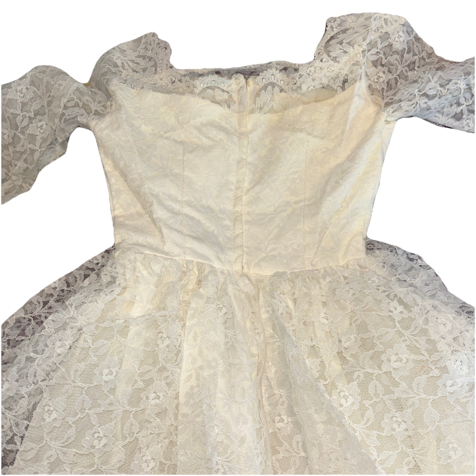 Vintage Wedding Dress 1970’s Chest 13” Across Armpits Waist 10” Across Back