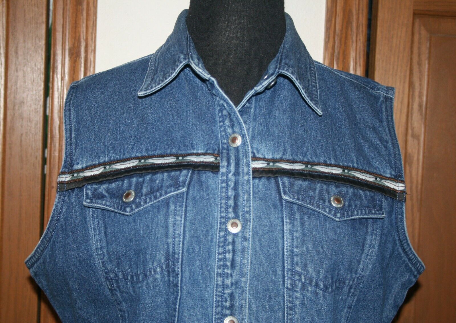 VTG Women’s WRANGLER Denim Vest Southwestern LARGE Western Tribal