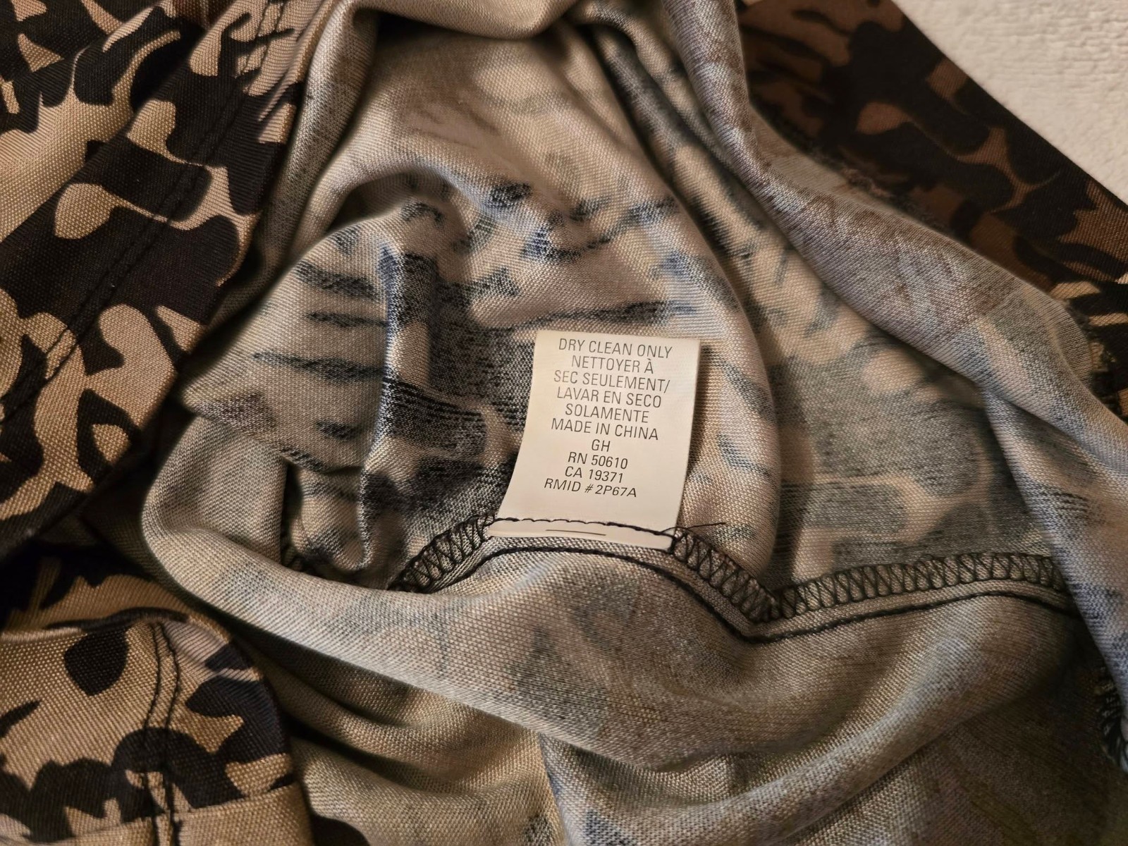 ANNE KLEIN VINTAGE Signature Logo LION Motif Silk Knit Long Sleeve Top Size P/XS