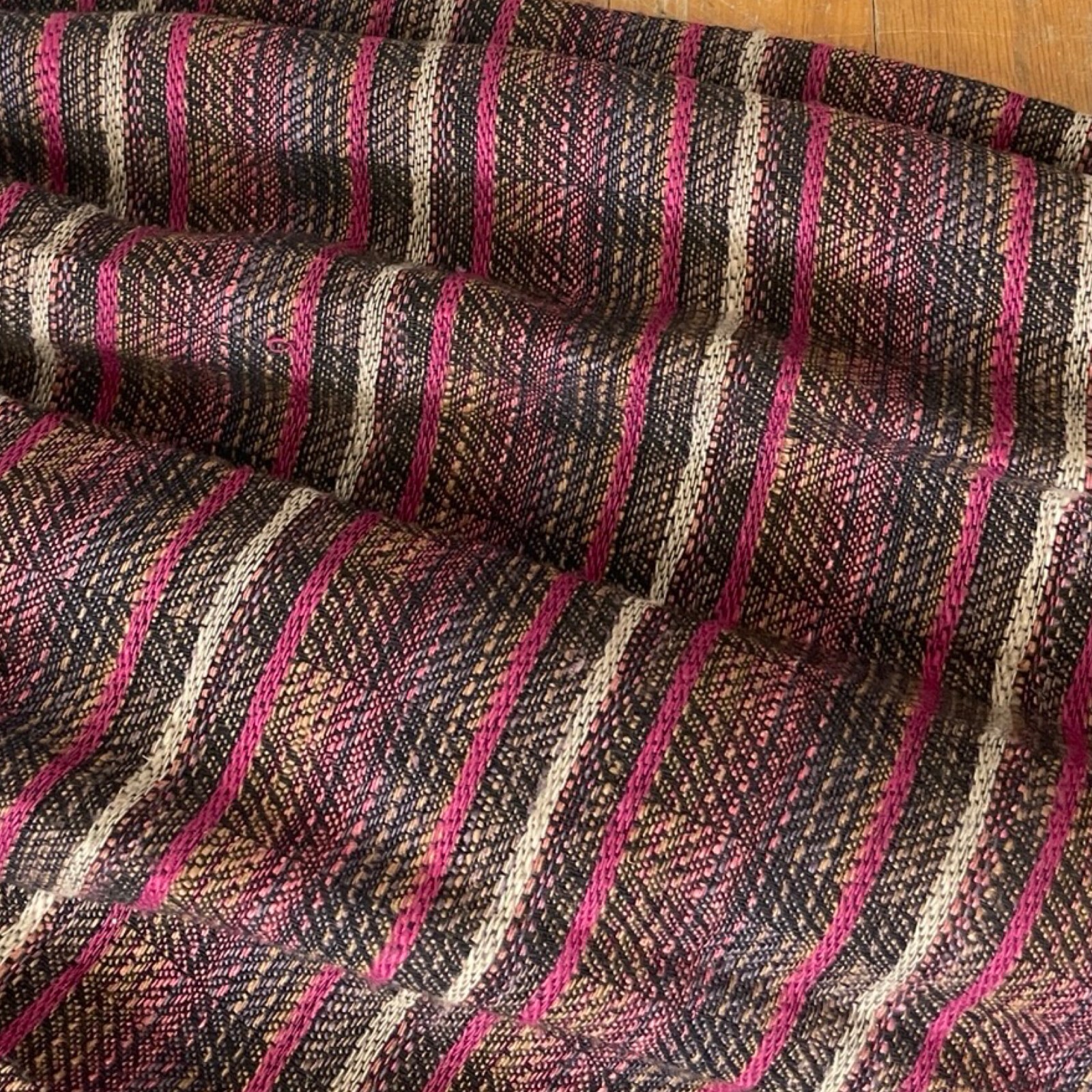 Vintage Striped Pleated Skirt Size XS 26″ Waist 1970s Woven Acrylic Knife Pleats