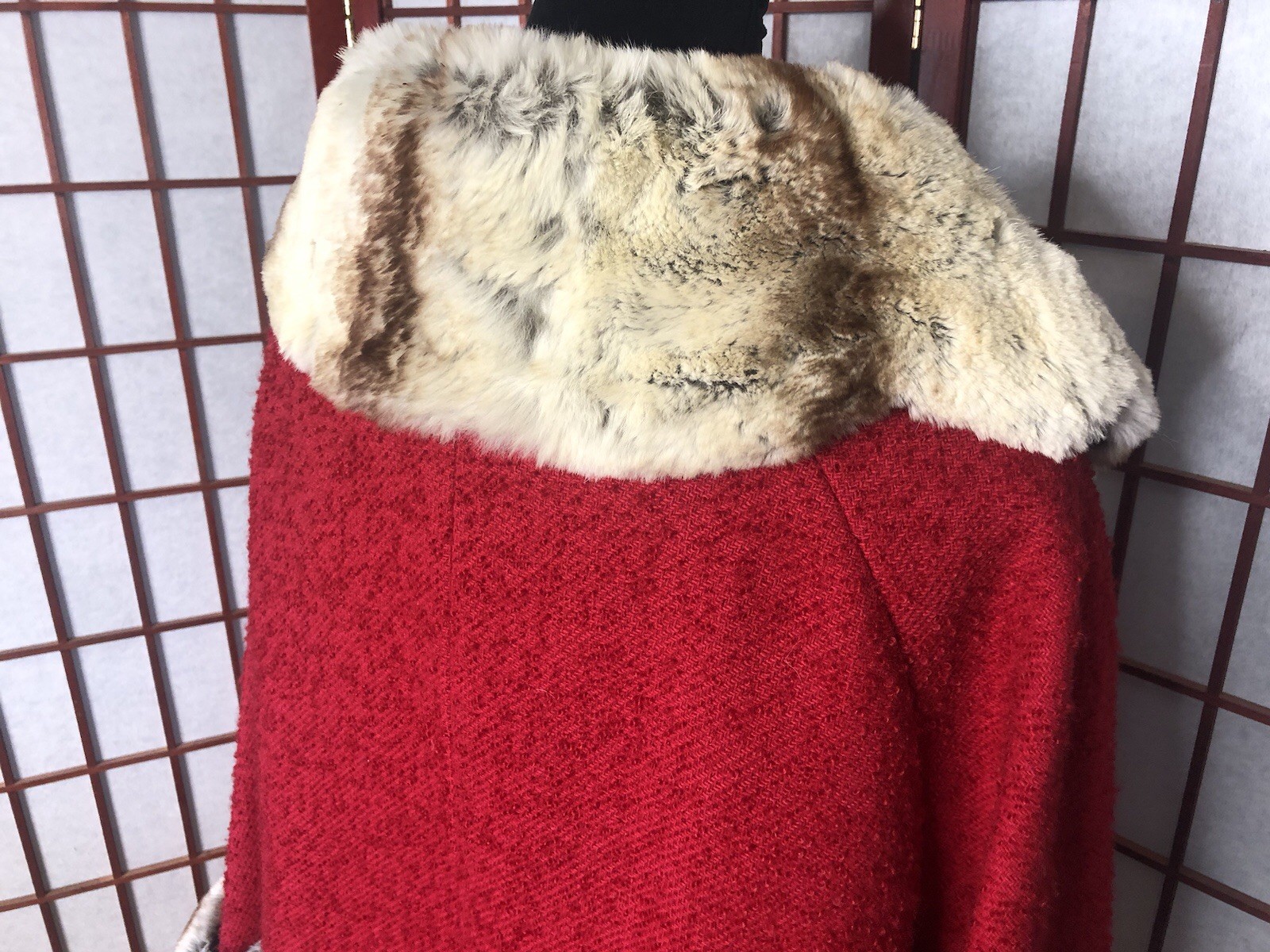 Vintage 1950s Red Nubby Boucle Swing Rockabilly Fur Trim Coat Med/Large